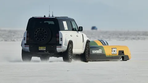 JCB Hydromax begins the SCTA speed record attempt