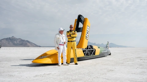 Lord Bamford, presidente de JCB, y Andy Green, OBE, conductor de la JCB Hydromax