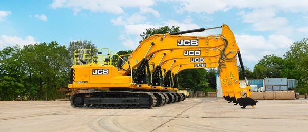 Ridgway Rentals Tracked Excavators all lined up