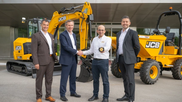 JCB Livelink now standard on Mini Excavators and Site Dumpers