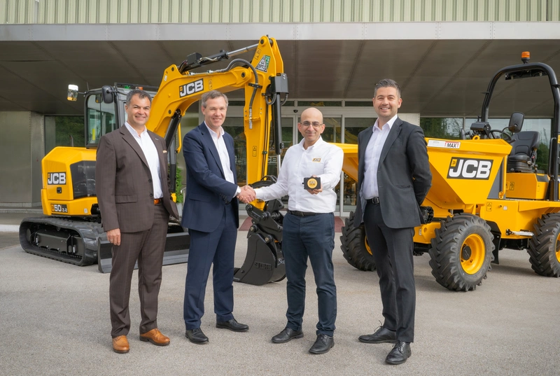 JCB Livelink now standard on Mini Excavators and Site Dumpers