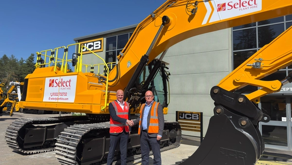 Select plant hire strengthens partnership with jcb with £5 million order