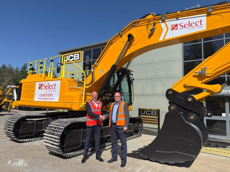 Select plant hire strengthens partnership with jcb with £5 million order