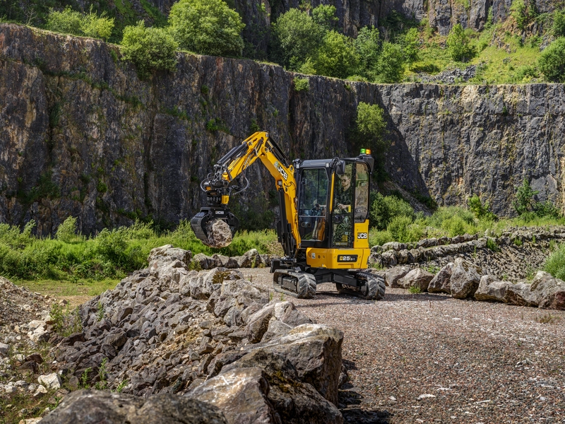 Selector Grab JCB Attachments Application Image
