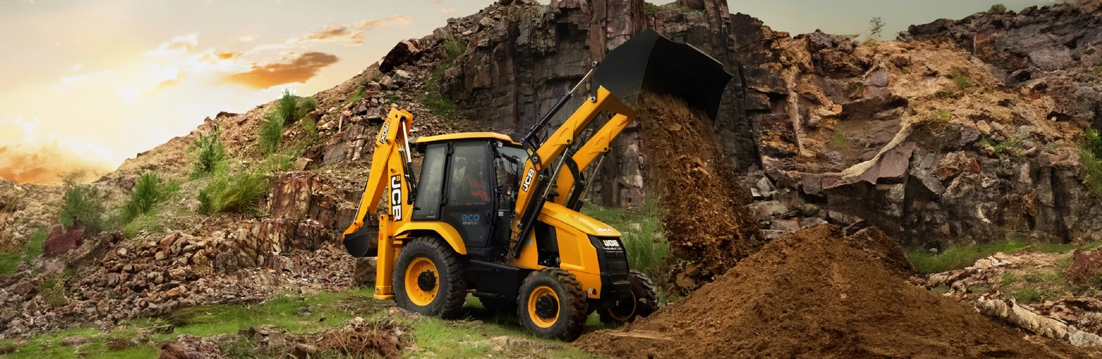 EN-IN-3DX Plus Backhoe Loader – Section Banner