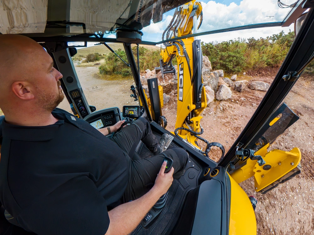 3CX Backhoe Loader T4f POV DUALDRIVE