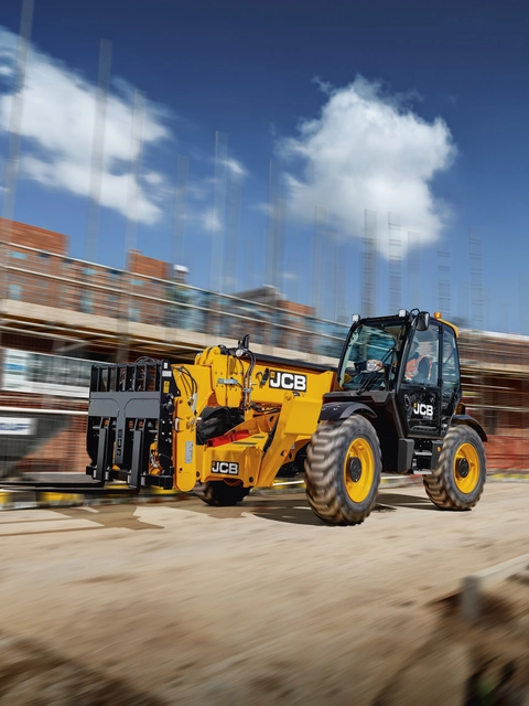 540-140 with Precision Placer - roading